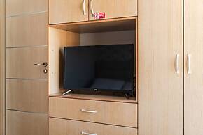 Saranda Bay Retreat - 1BR Apartment