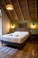 w Tranquil 2BR Riverside Villa in Sacred Valley