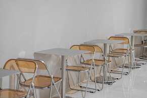 SilMiCore Hostel