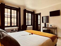 The Rose Suites