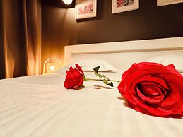 The Rose Suites