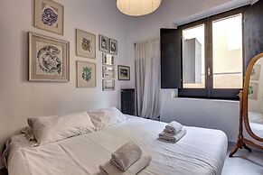 Casine Apartment by Mamo Florence