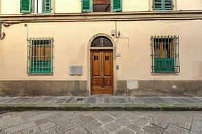 Casine Apartment by Mamo Florence