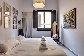 Casine Apartment by Mamo Florence
