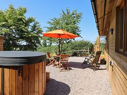 Nelli Lodge at Mile End