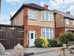 5 Wallace Road