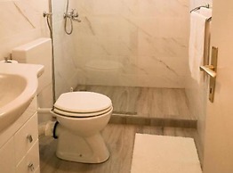 Franov Butique Residence