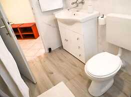 Franov Butique Residence
