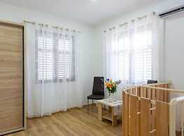 Stone Haven Apartment