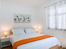 Stone Haven Apartment