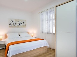 Stone Haven Apartment