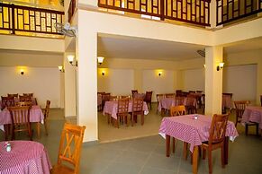 TROPIC GARDEN HOTEL