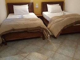 TROPIC GARDEN HOTEL