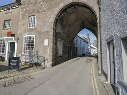 Flat 4 Tower House