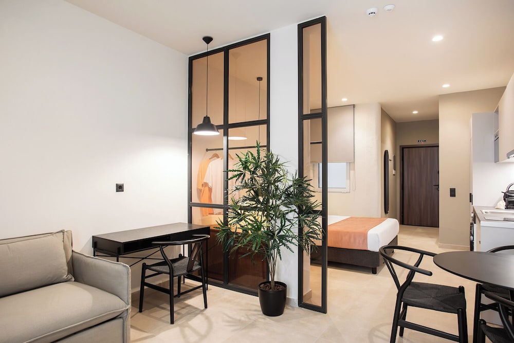 Emper by Zoia Living
