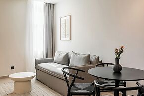Emper by Zoia Living