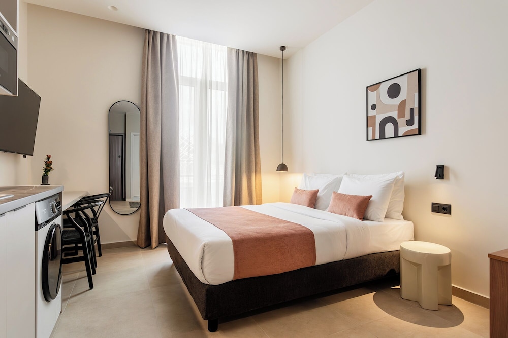 Emper by Zoia Living