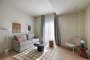 Leon by Zoia Living