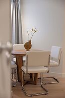 Leon by Zoia Living
