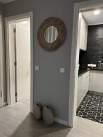 Faro Modern by Homing