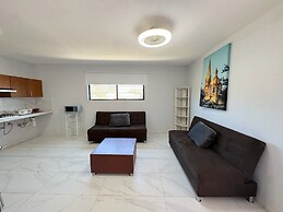 Residencia Gran Coyula Orange 502B