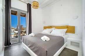 KK Mykonos Village