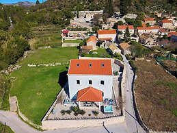 Hedera Estate, House Hedera III