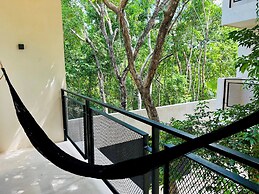 Jungle View Studio S19 Private Balcony Hammock Pool