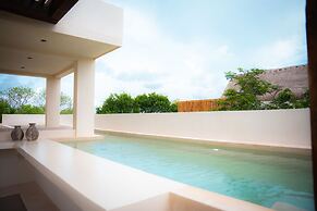 Pool Rooftop Gym Tulum 2BR Penthouse A5