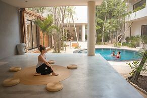 Pool Rooftop Gym Tulum 2BR Penthouse A5