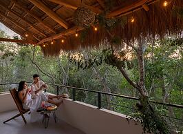 Pool Rooftop Gym Tulum 2BR Penthouse A5
