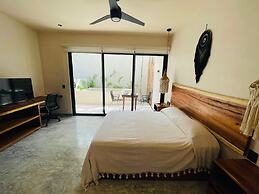 Jungle View Studio S11 Private Jacuzzi Pool