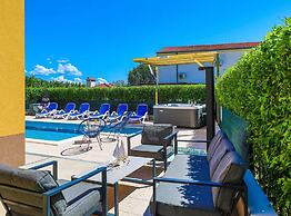 Villa M. Family & Pool