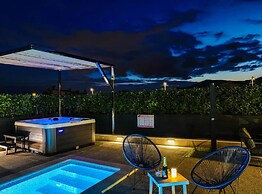 Villa M. Family & Pool