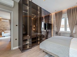 Luxury Apartments & Suites Dijan