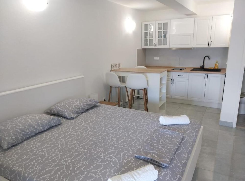 Comfort Apartments Lumbarda