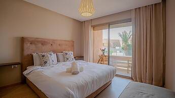 Elegant Apartment with Panoramic View
