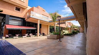 Elegant Apartment with Panoramic View