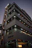 Relax Inn Suites & Rooms