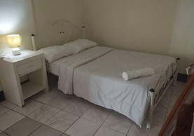 Tayud Hotel by Hiverooms