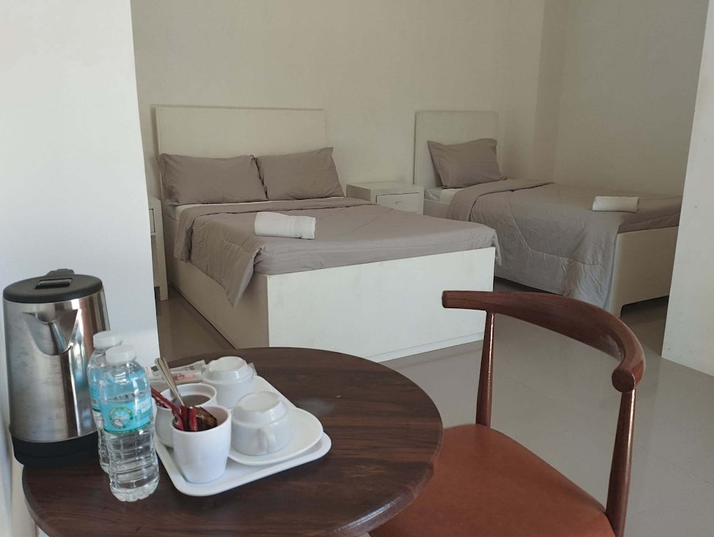 Tayud Hotel by Hiverooms