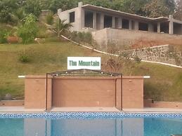 Venkat's The MOUNTAIN by Redwings