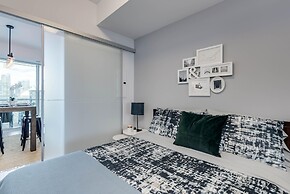 The York Downtown Suites