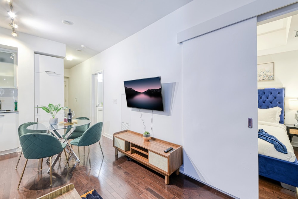 The York Downtown Suites