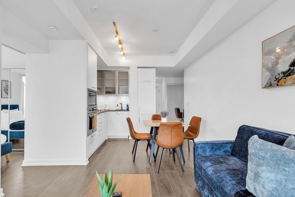 The York Downtown Suites