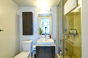 The York Downtown Suites