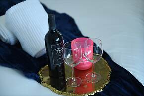 The York Downtown Suites