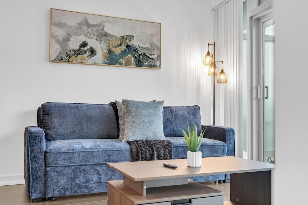 The York Downtown Suites
