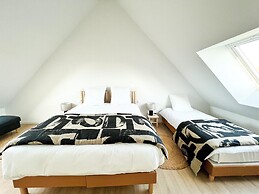 Architect-designed Villa With sea View