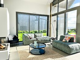 Architect-designed Villa With sea View